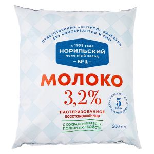 Молоко восстановленное пастеризованное 3,2% 0,5 л